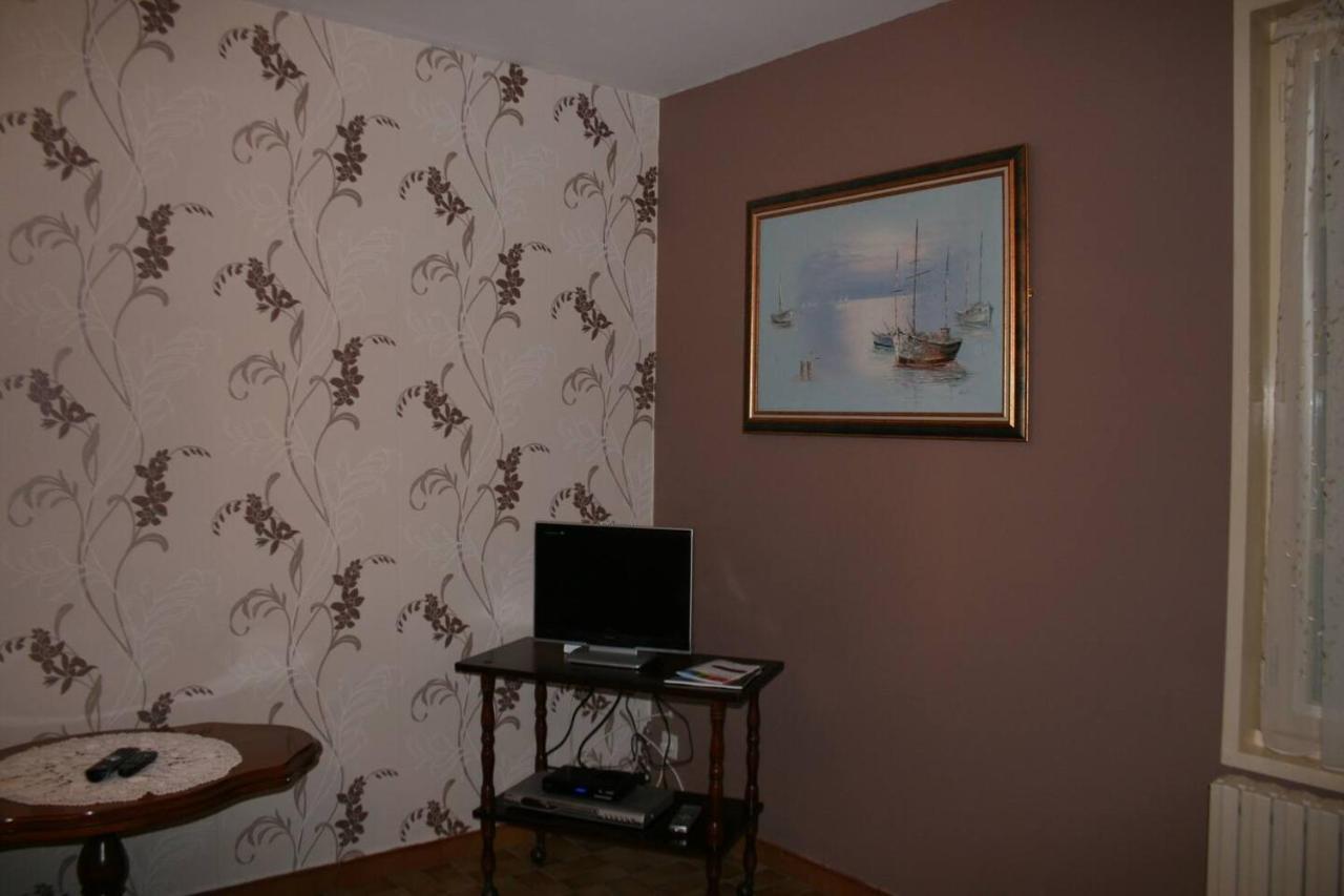 1 Bedroom House 20Min Walk To Centre In Tournus Exteriér fotografie